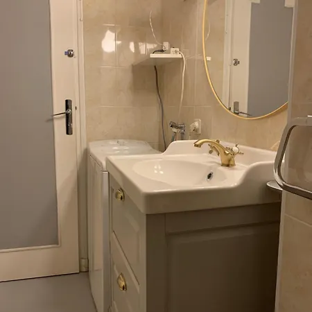 Cap D Antibes, Salis , 2 Bedrooms , Free Parking Appartamento